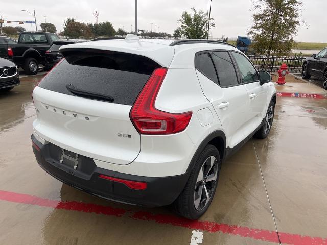 2024 Volvo XC40 Vehicle Photo in Grapevine, TX 76051