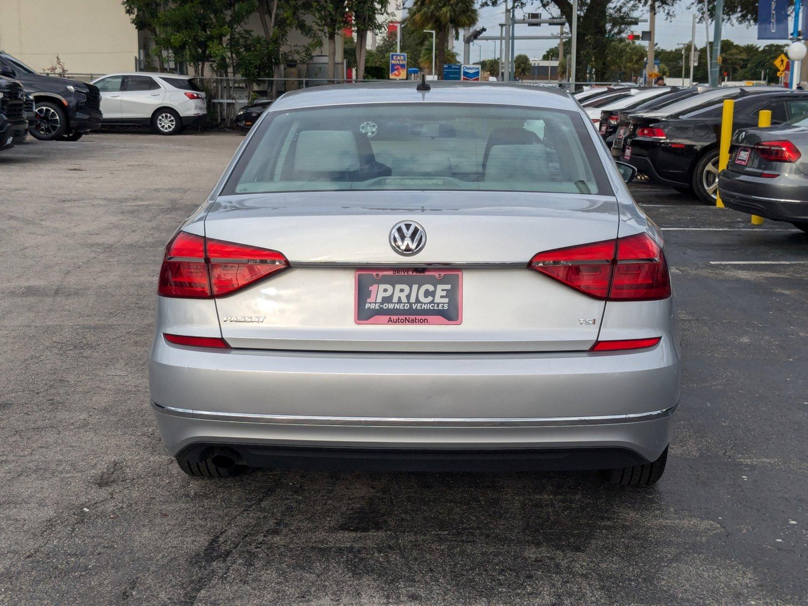 2016 Volkswagen Passat Vehicle Photo in Jacksonville, FL 32244