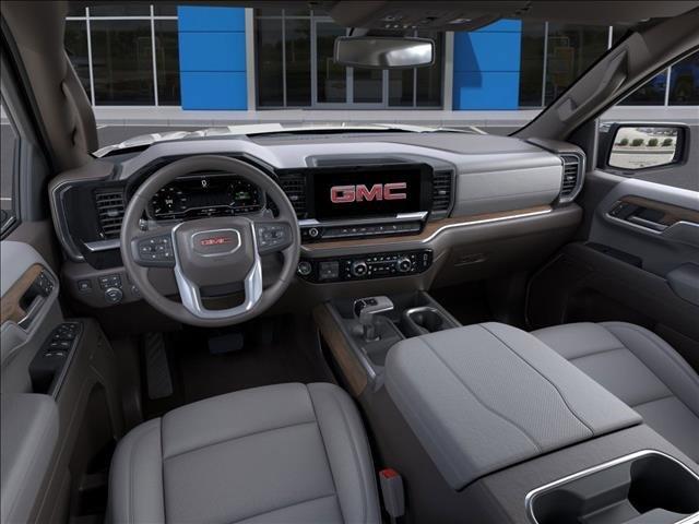 2025 GMC Sierra 1500 Vehicle Photo in EMPORIA, VA 23847-1235