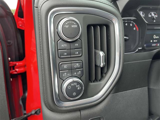 2021 GMC Sierra 1500 Vehicle Photo in ALCOA, TN 37701-3235