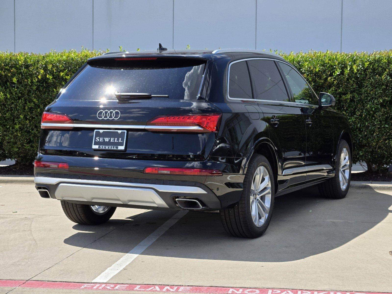 2025 Audi Q7 Vehicle Photo in MCKINNEY, TX 75070