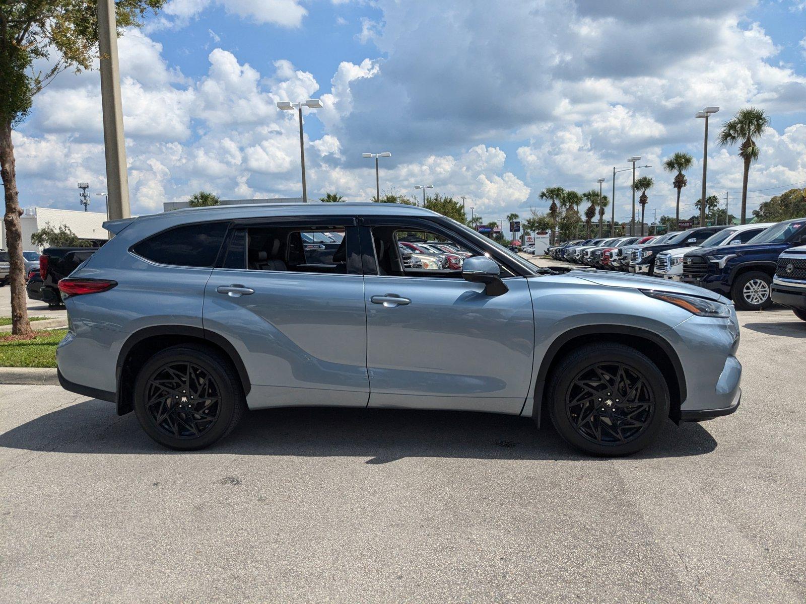 2021 Toyota Highlander Vehicle Photo in Winter Park, FL 32792