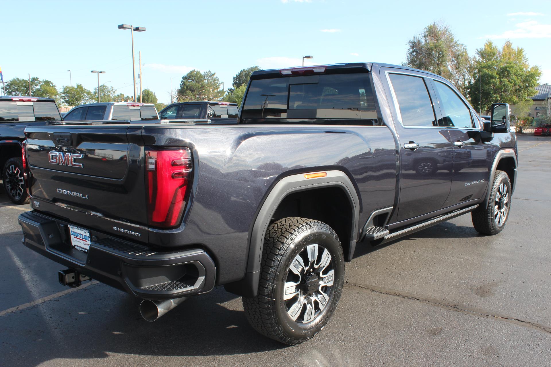 2025 GMC Sierra 2500 HD Vehicle Photo in AURORA, CO 80012-4011