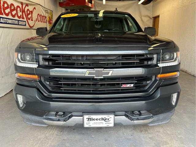 2017 Chevrolet Silverado 1500 Vehicle Photo in RED SPRINGS, NC 28377-1640