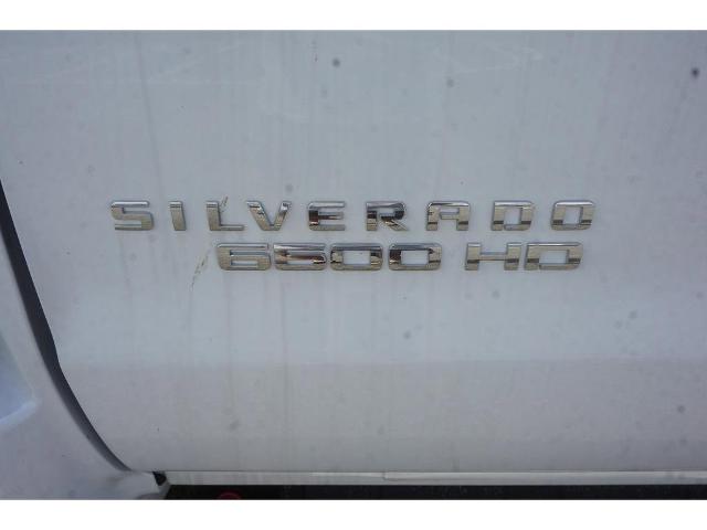 2023 Chevrolet Silverado 6500 HD Vehicle Photo in ALCOA, TN 37701-3235