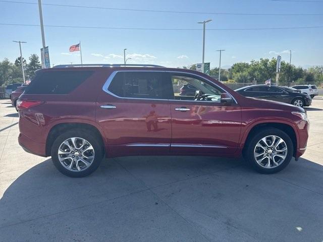 2020 Chevrolet Traverse Vehicle Photo in ENGLEWOOD, CO 80113-6708