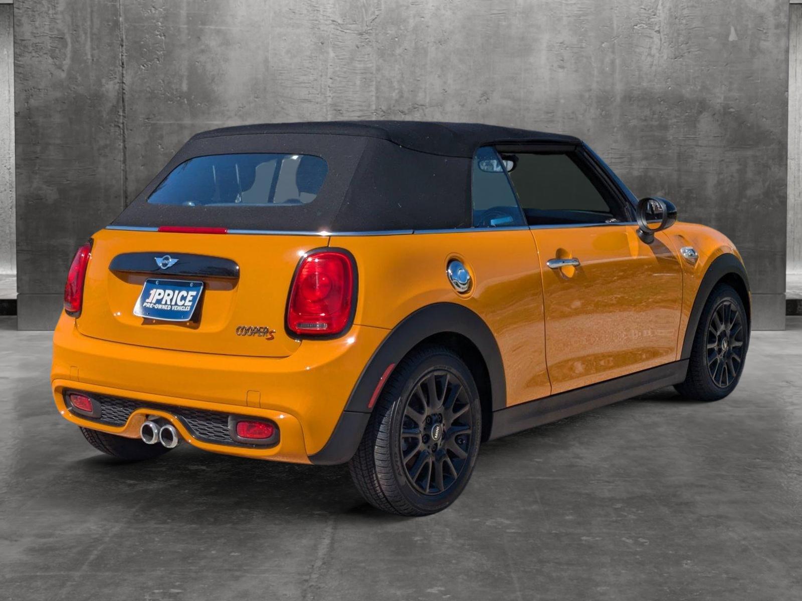 2017 MINI Cooper S Convertible Vehicle Photo in Sarasota, FL 34231