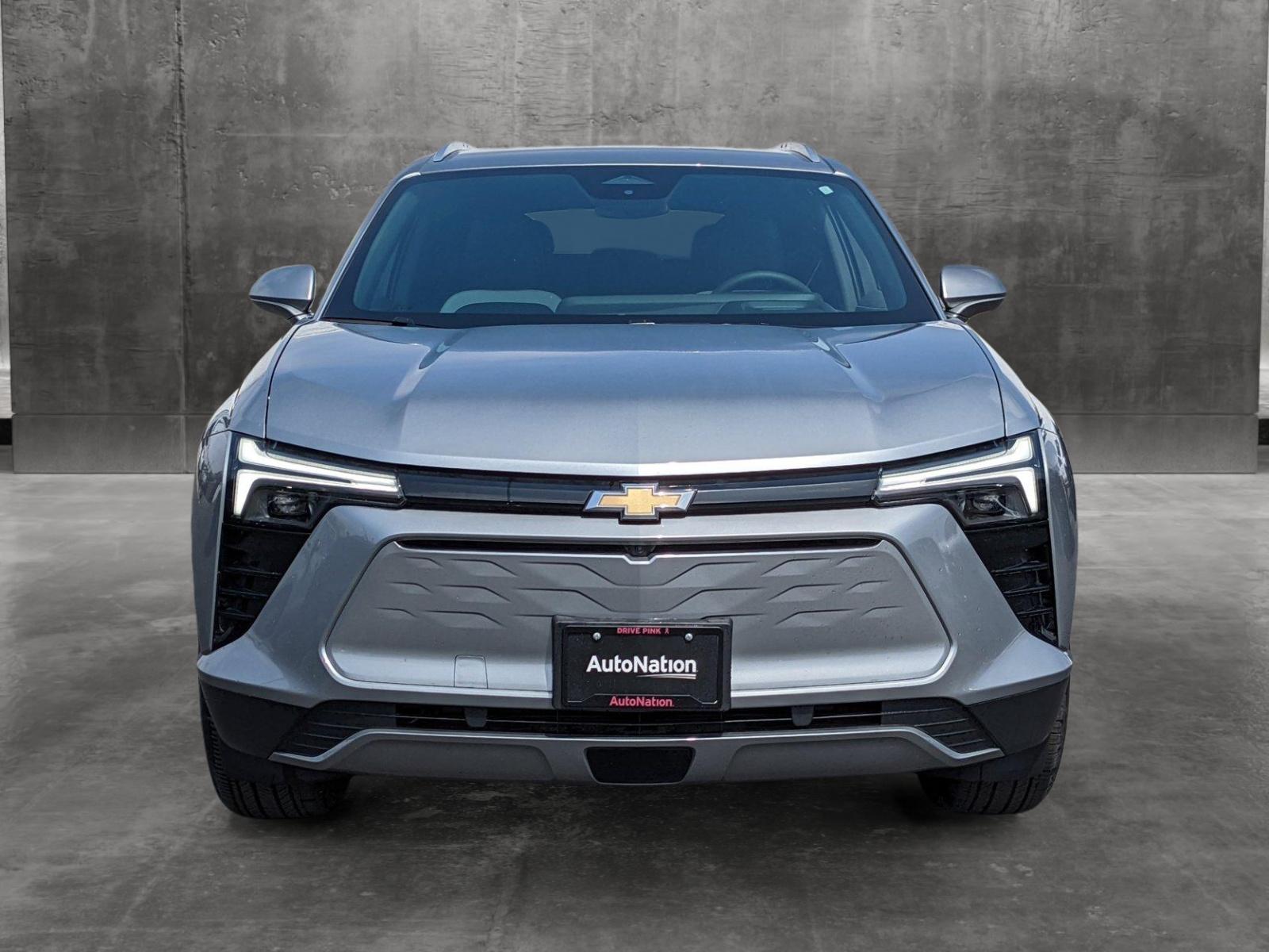 2024 Chevrolet Blazer EV Vehicle Photo in VALENCIA, CA 91355-1705
