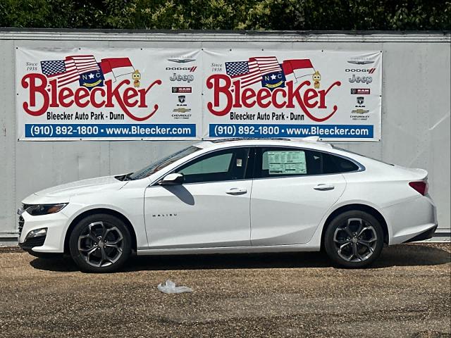 2024 Chevrolet Malibu Vehicle Photo in DUNN, NC 28334-8900