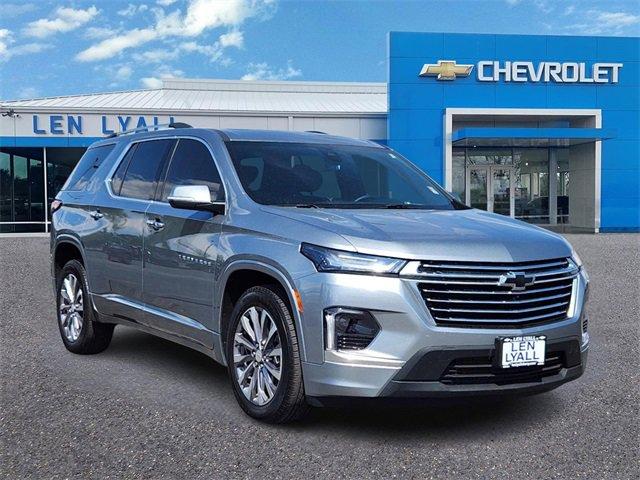 2023 Chevrolet Traverse Vehicle Photo in AURORA, CO 80011-6998