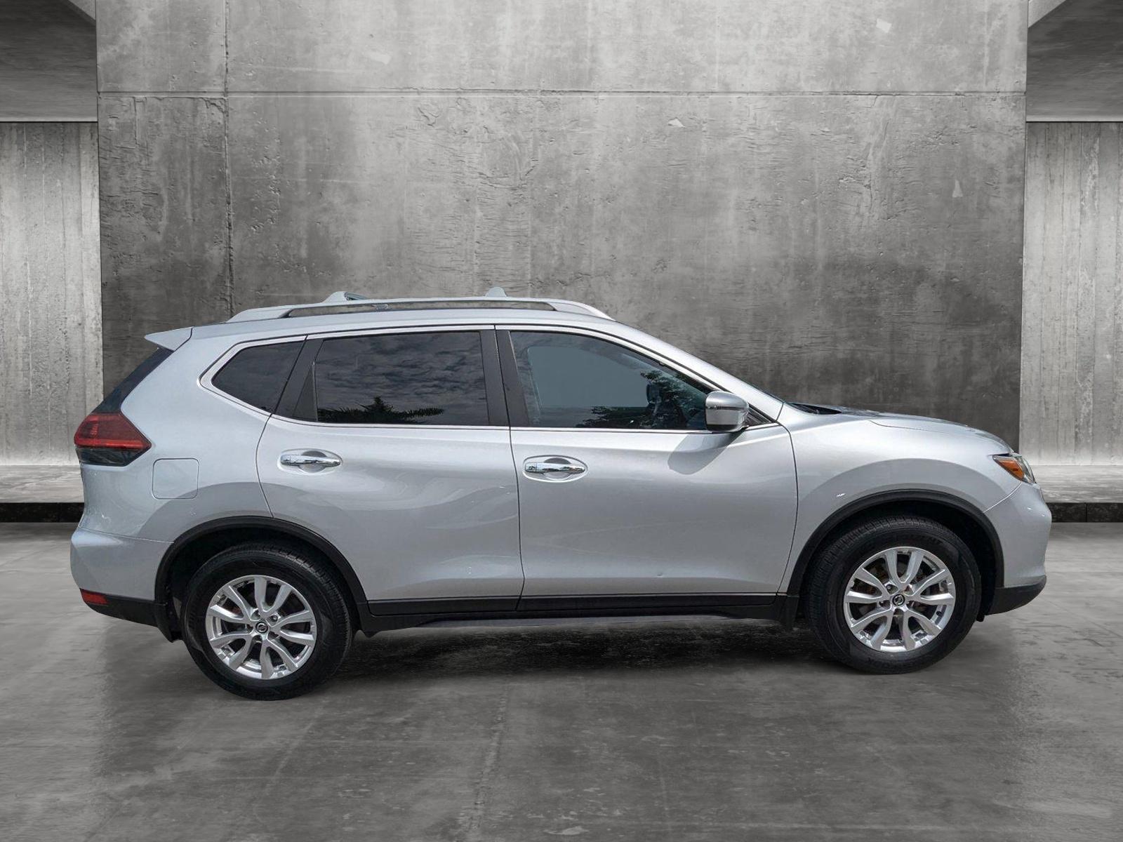 2019 Nissan Rogue Vehicle Photo in Miami, FL 33135