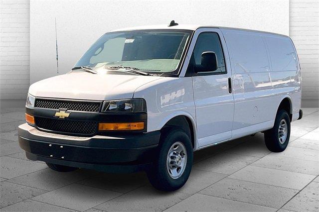 2024 Chevrolet Express Cargo 2500 Vehicle Photo in INDEPENDENCE, MO 64055-1314