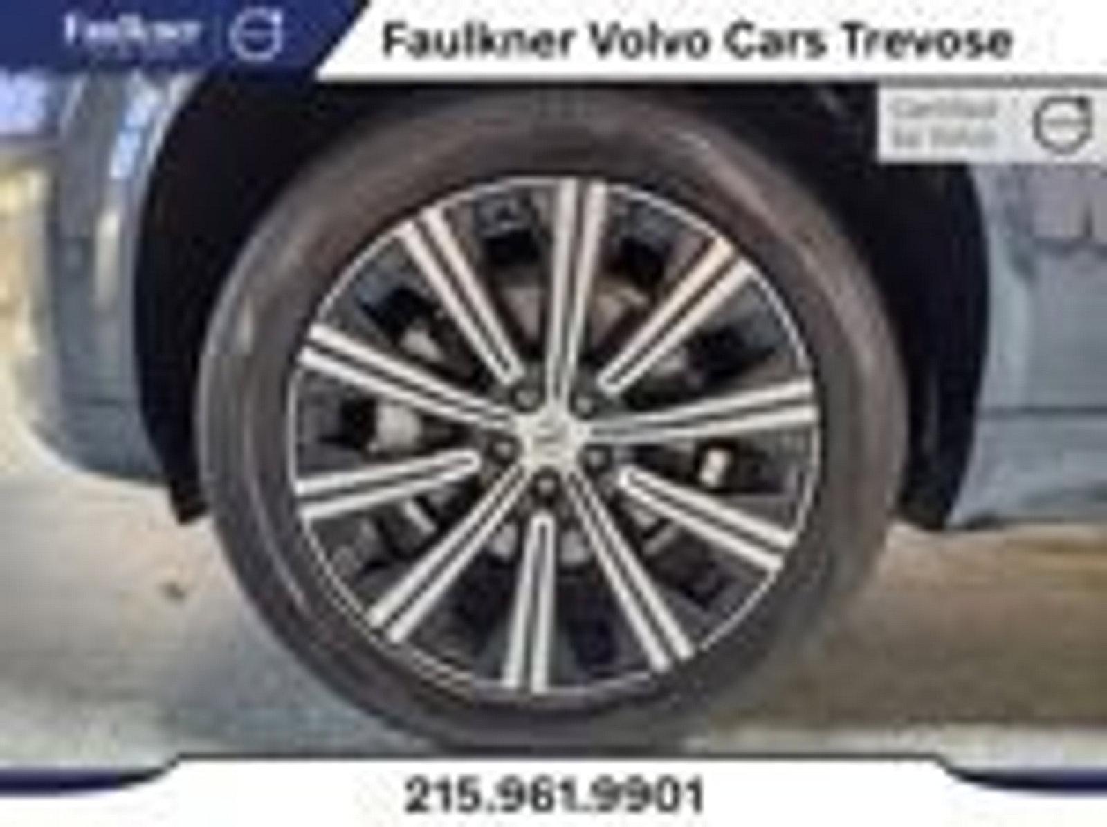 2023 Volvo XC90 Vehicle Photo in Trevose, PA 19053