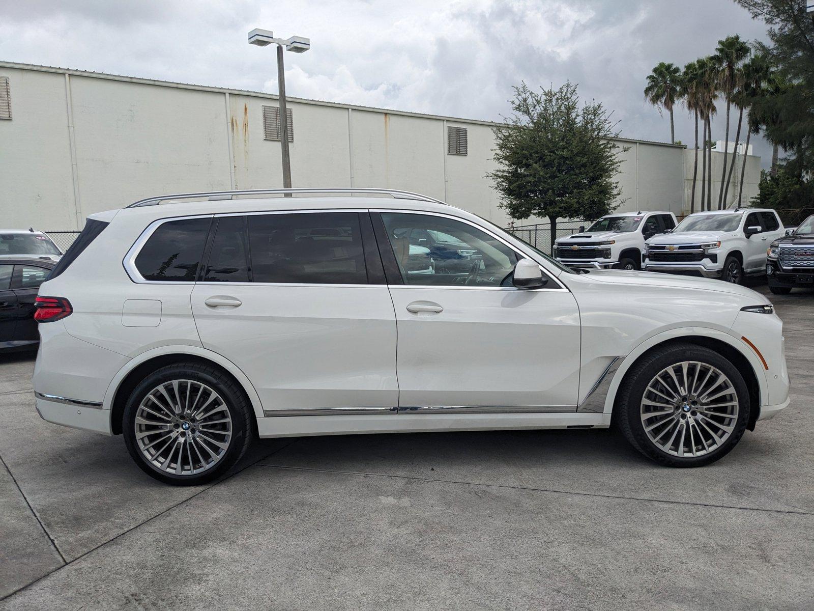 2023 BMW X7 Vehicle Photo in MIAMI, FL 33172-3015