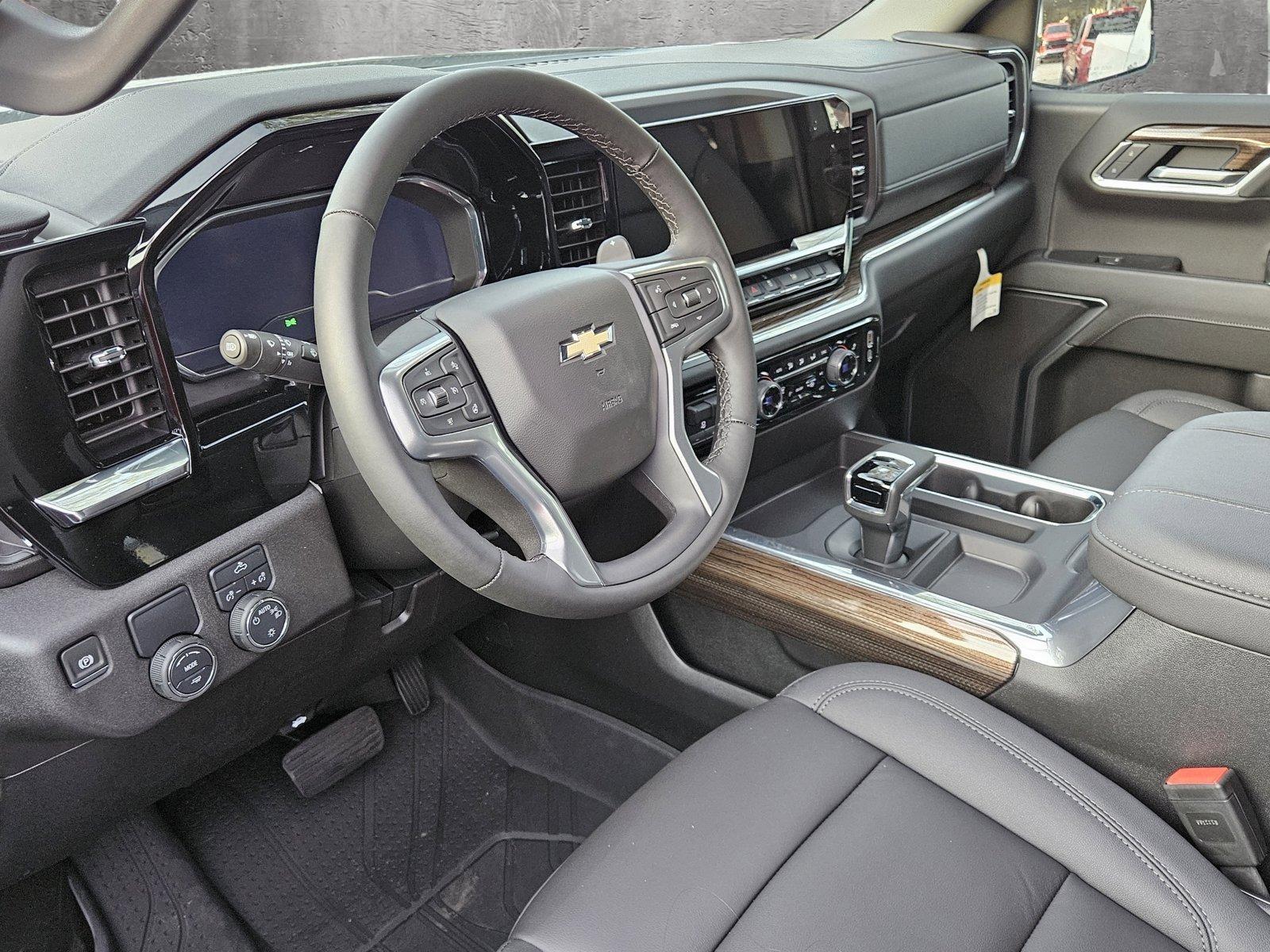 2025 Chevrolet Silverado 1500 Vehicle Photo in MIAMI, FL 33172-3015