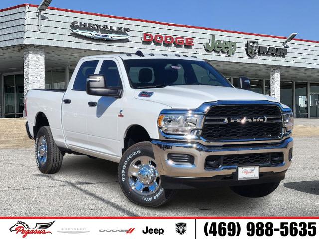 2024 Ram 2500 Vehicle Photo in Ennis, TX 75119-5114