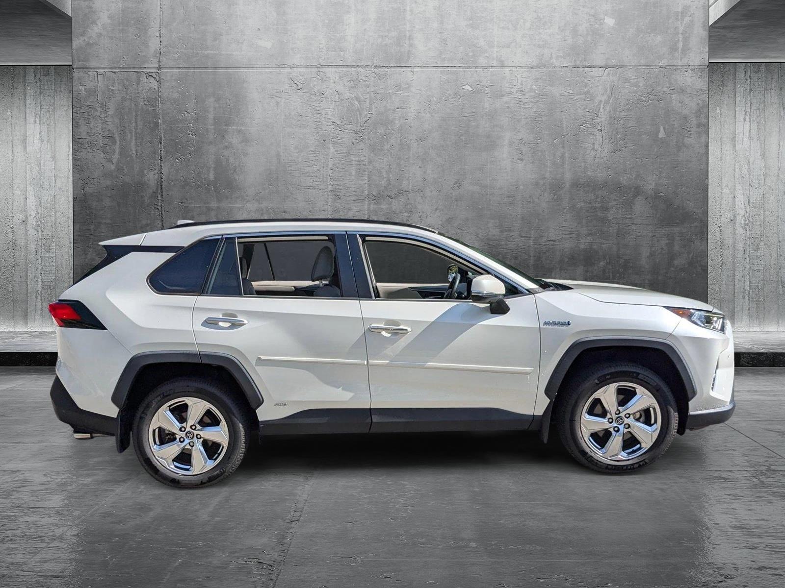 2020 Toyota RAV4 Vehicle Photo in West Palm Beach, FL 33417