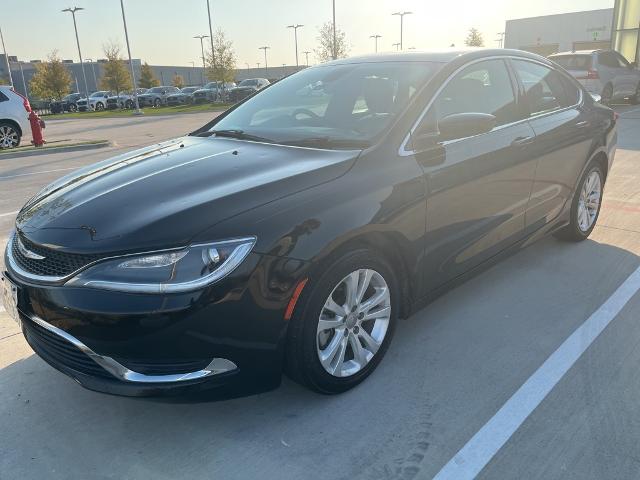 2017 Chrysler 200 Vehicle Photo in Grapevine, TX 76051