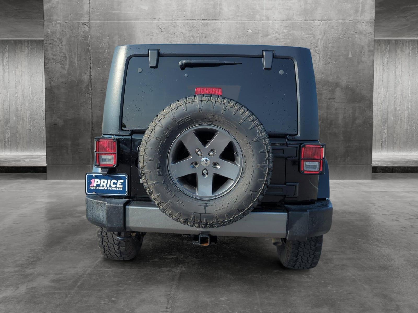 2015 Jeep Wrangler Unlimited Vehicle Photo in Memphis, TN 38133