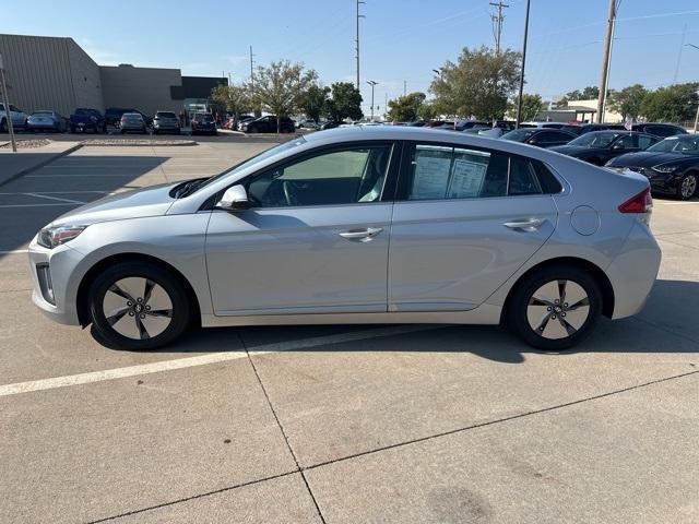 Certified 2022 Hyundai Ioniq SE with VIN KMHC75LC2NU278356 for sale in Wichita, KS