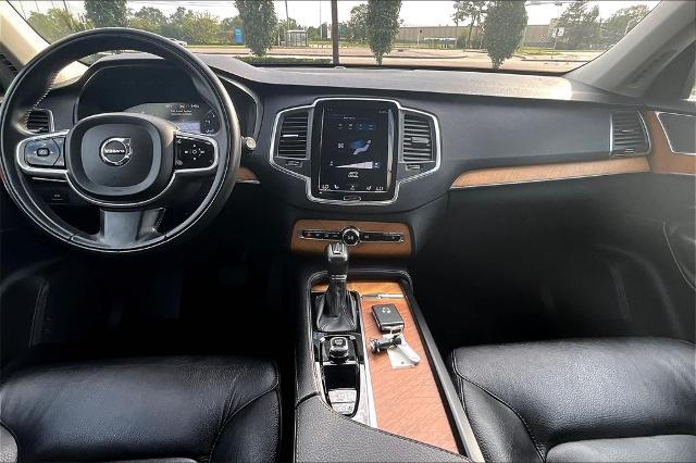 2022 Volvo XC90 Vehicle Photo in Houston, TX 77007