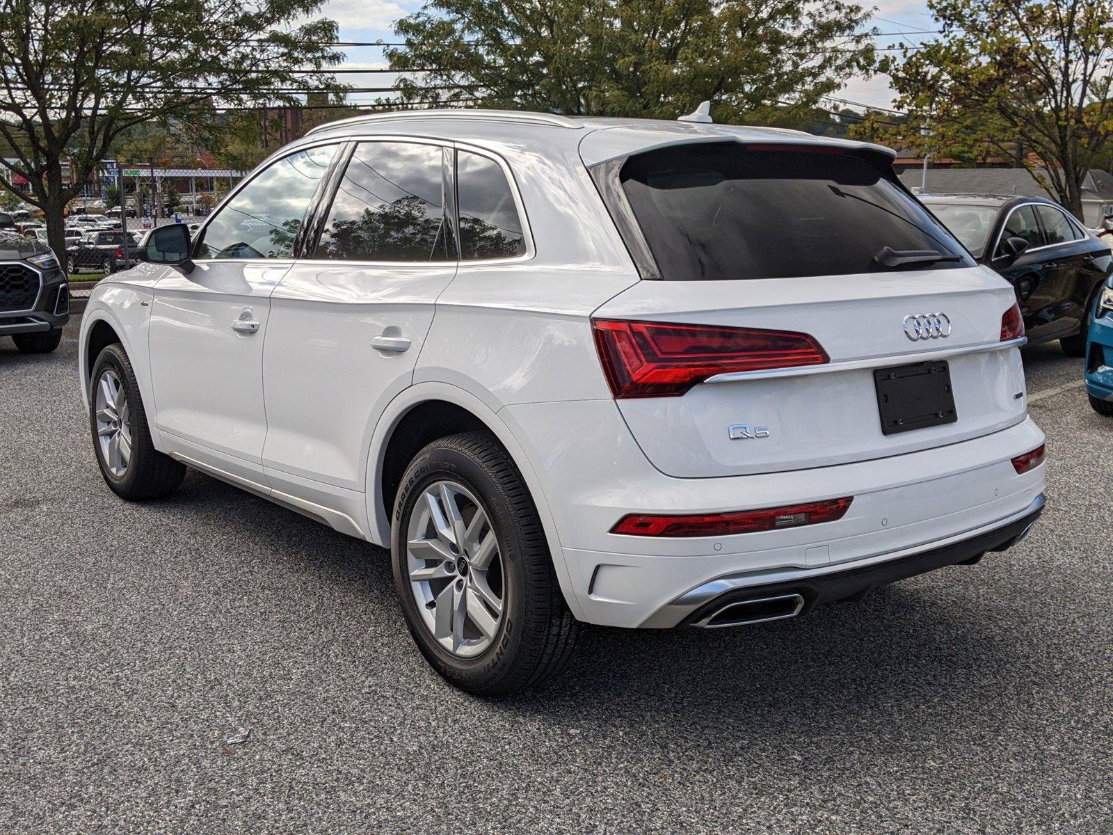 2024 Audi Q5 Vehicle Photo in Cockeysville, MD 21030