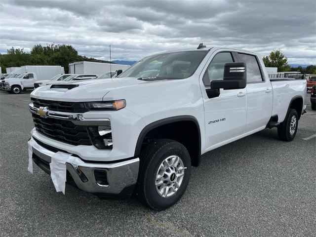 2024 Chevrolet Silverado 2500 HD Vehicle Photo in ALCOA, TN 37701-3235