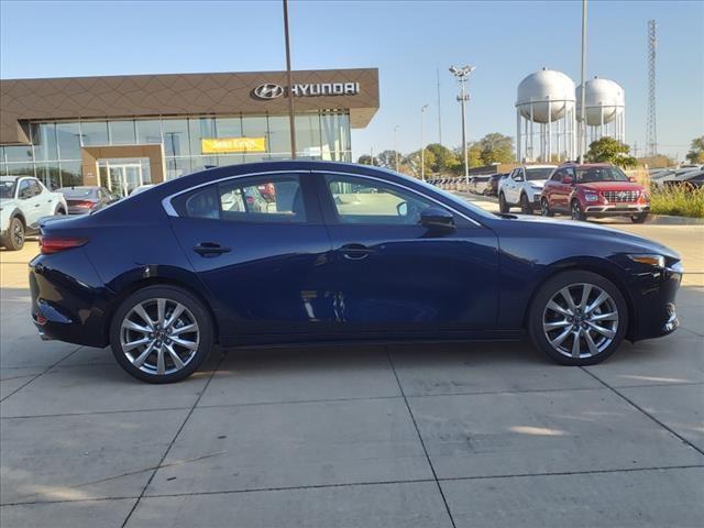 2023 Mazda Mazda3 Sedan Vehicle Photo in Peoria, IL 61615