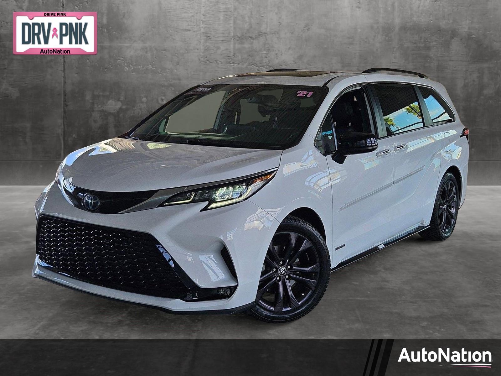 2021 Toyota Sienna Vehicle Photo in Henderson, NV 89014