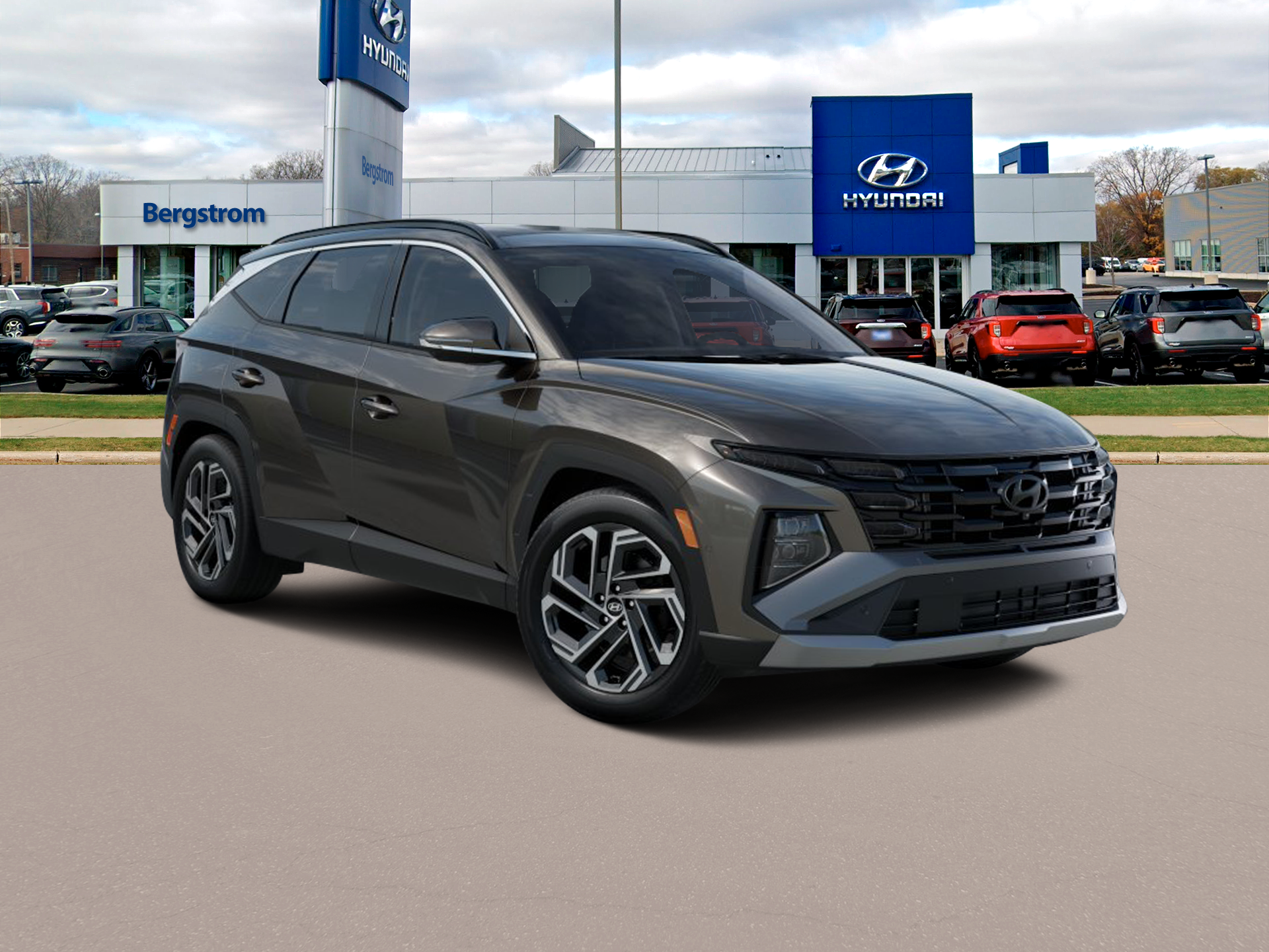 2025 Hyundai TUCSON Hybrid Vehicle Photo in Green Bay, WI 54304