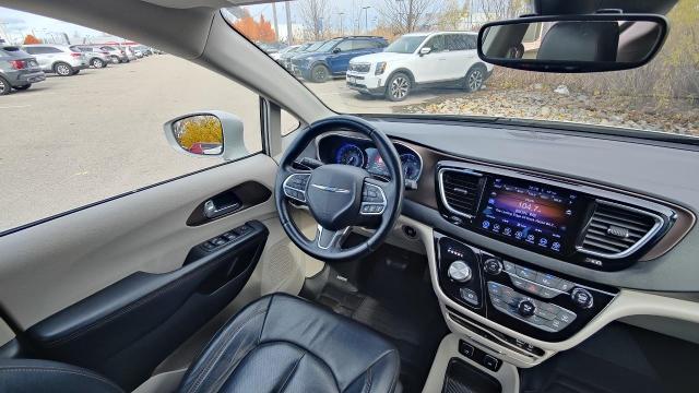 2017 Chrysler Pacifica Vehicle Photo in Appleton, WI 54914