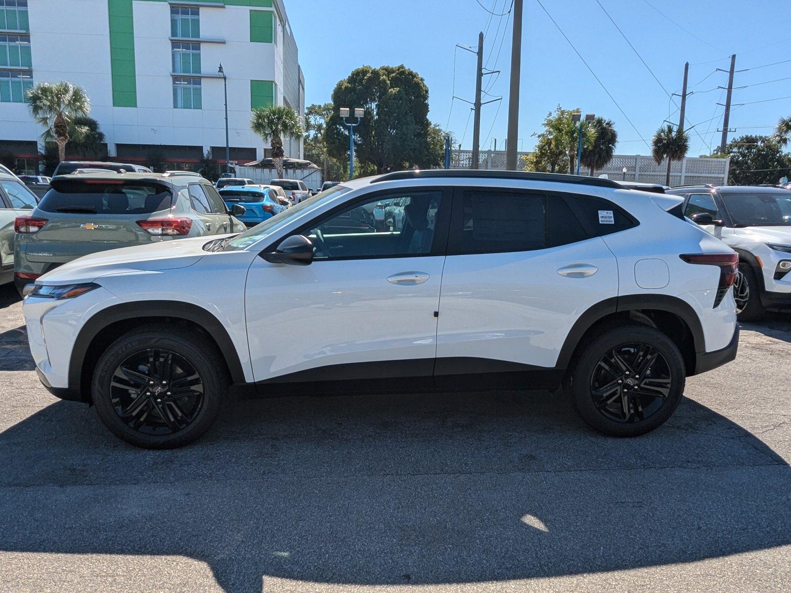 2025 Chevrolet Trax Vehicle Photo in MIAMI, FL 33134-2699