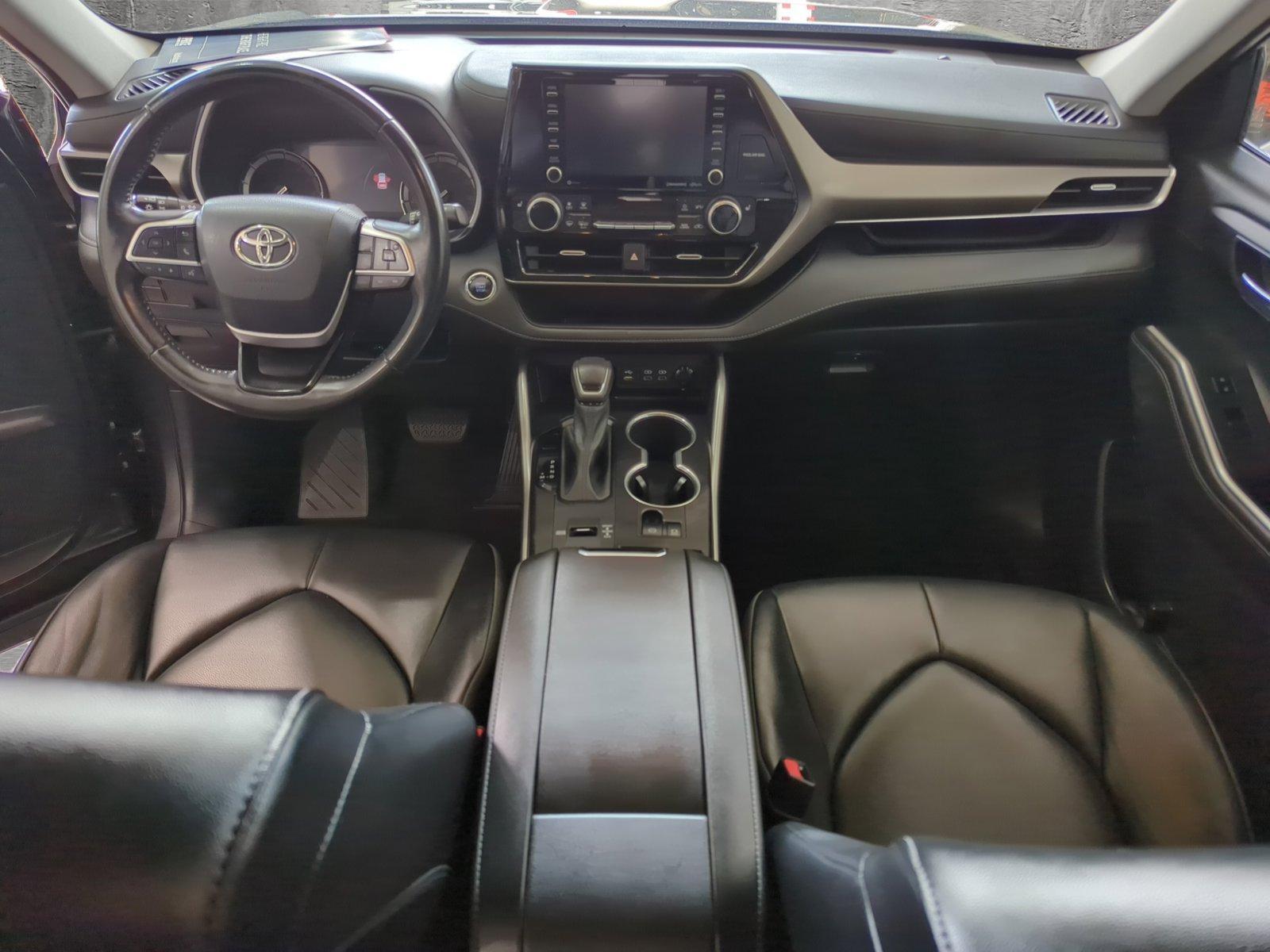 2022 Toyota Highlander Vehicle Photo in Ft. Myers, FL 33907