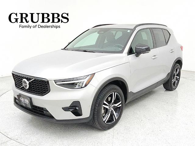 2023 Volvo XC40 Vehicle Photo in Grapevine, TX 76051