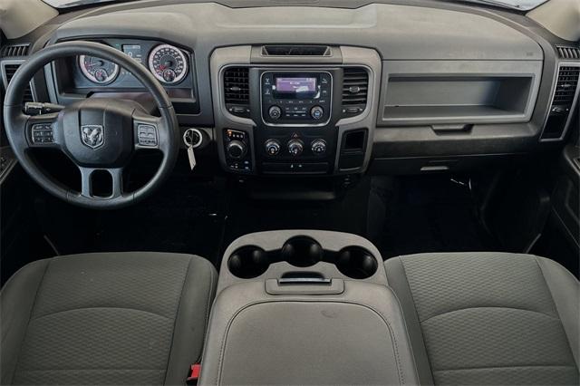 2020 Ram 1500 Classic Vehicle Photo in ELK GROVE, CA 95757-8703