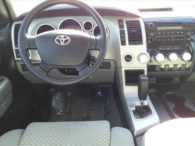 2007 Toyota Tundra Vehicle Photo in Peoria, IL 61615