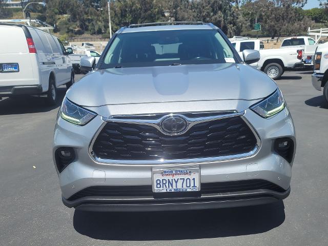 2020 Toyota Highlander Vehicle Photo in LA MESA, CA 91942-8211