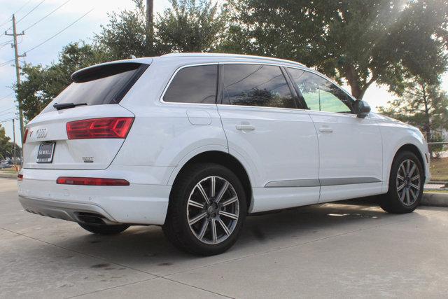 2017 Audi Q7 Vehicle Photo in HOUSTON, TX 77090