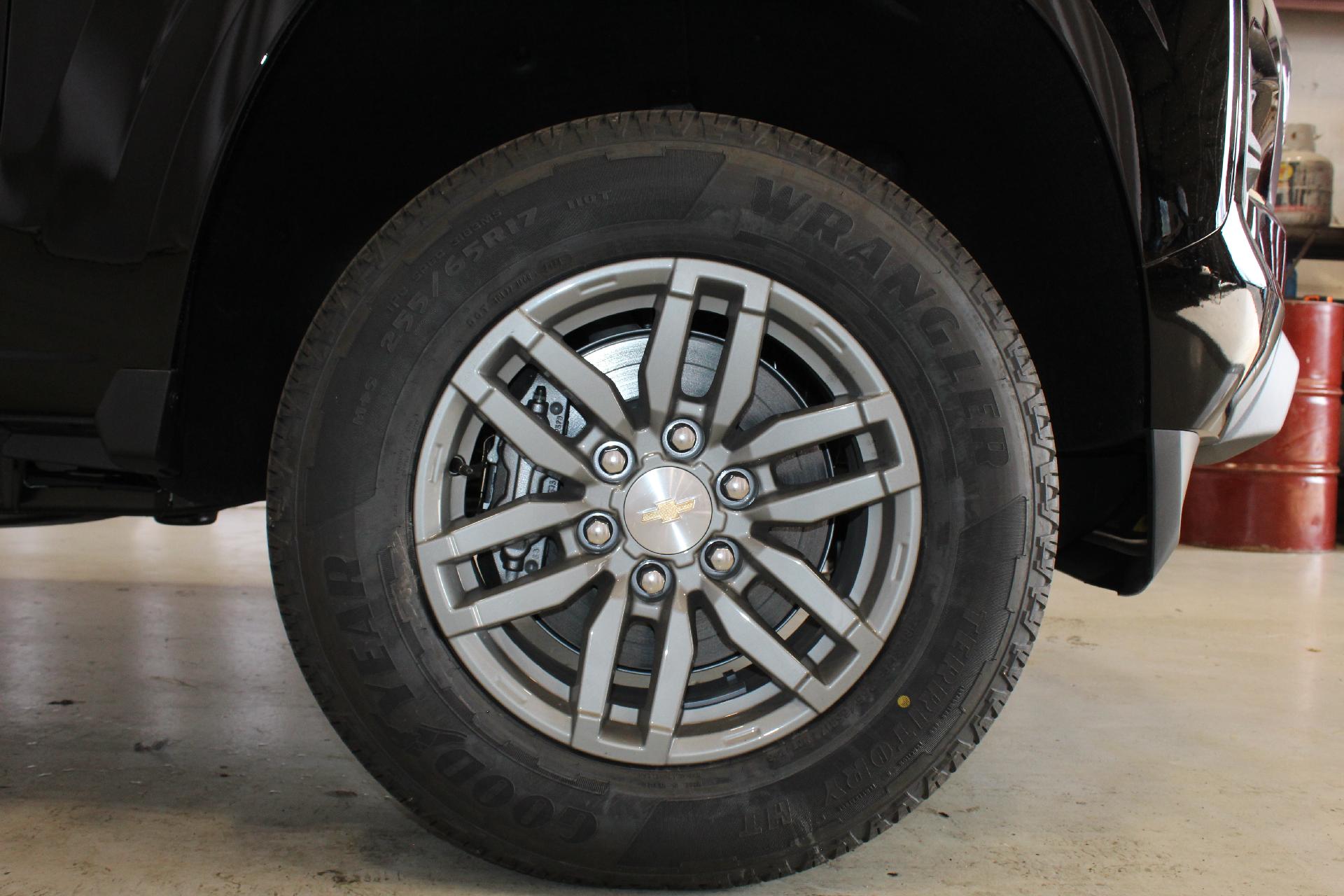 2024 Chevrolet Colorado Vehicle Photo in NORTHAMPTON, MA 01060-1120