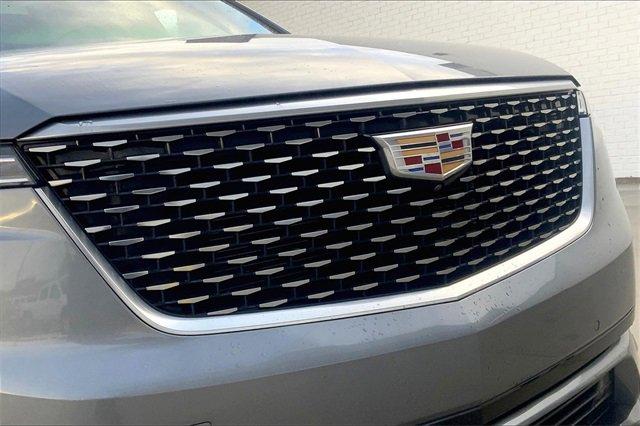 2021 Cadillac XT6 Vehicle Photo in TOPEKA, KS 66609-0000