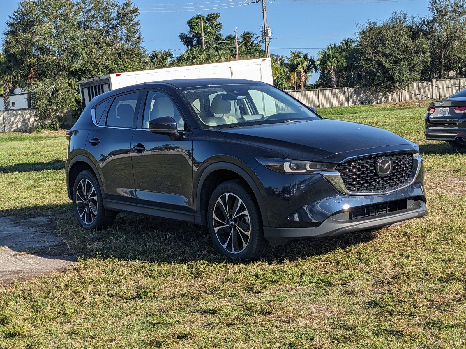 2023 Mazda CX-5 Vehicle Photo in WEST PALM BEACH, FL 33407-3296