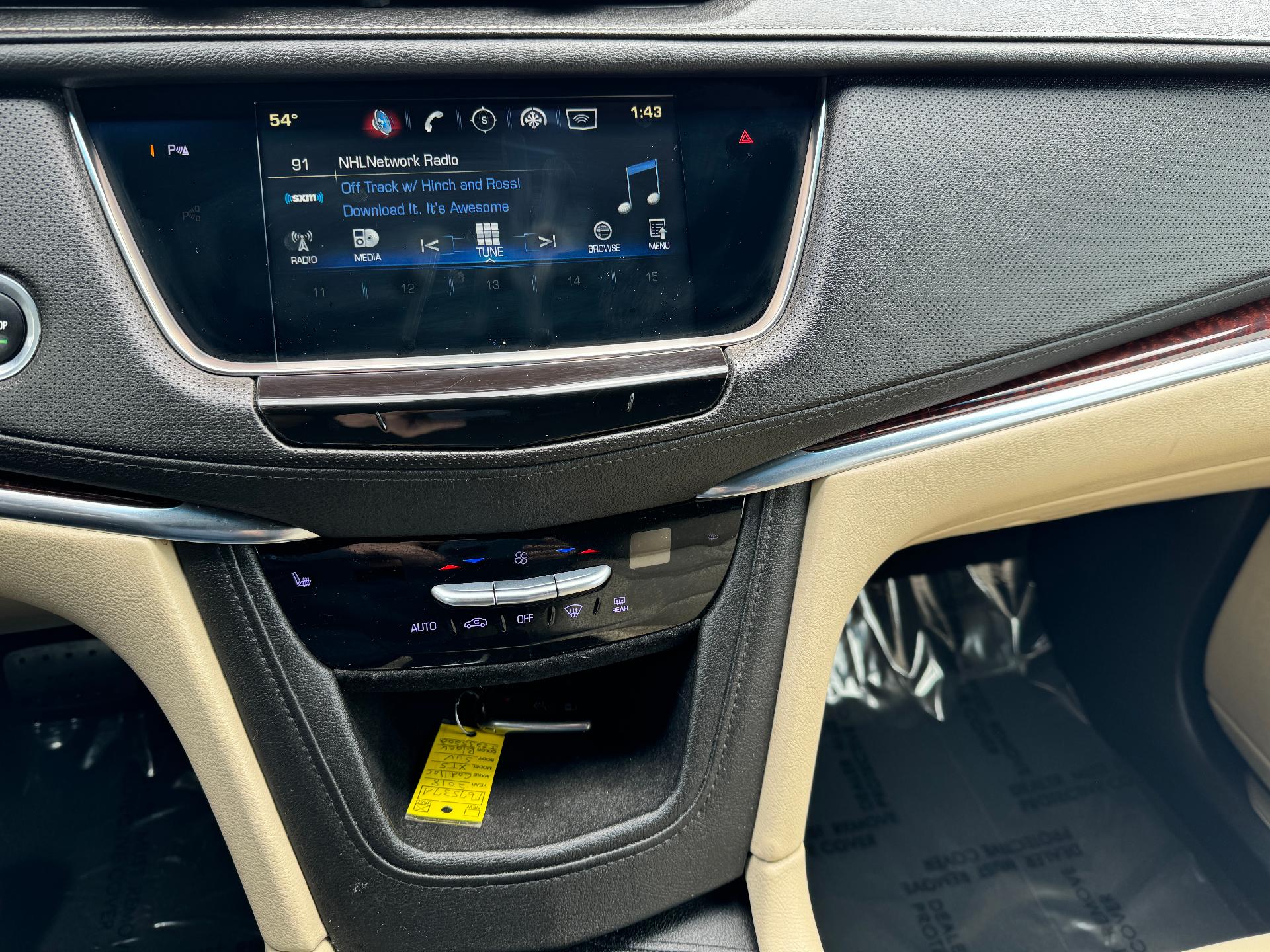 2018 Cadillac XT5 Vehicle Photo in LEOMINSTER, MA 01453-2952