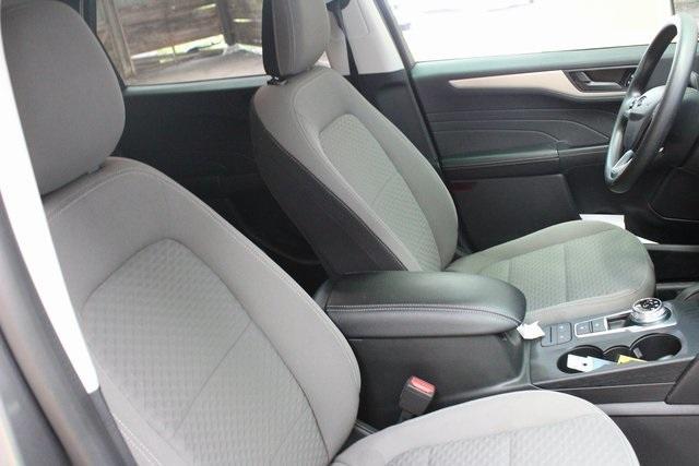 2022 Ford Escape Vehicle Photo in GRAND LEDGE, MI 48837-9199