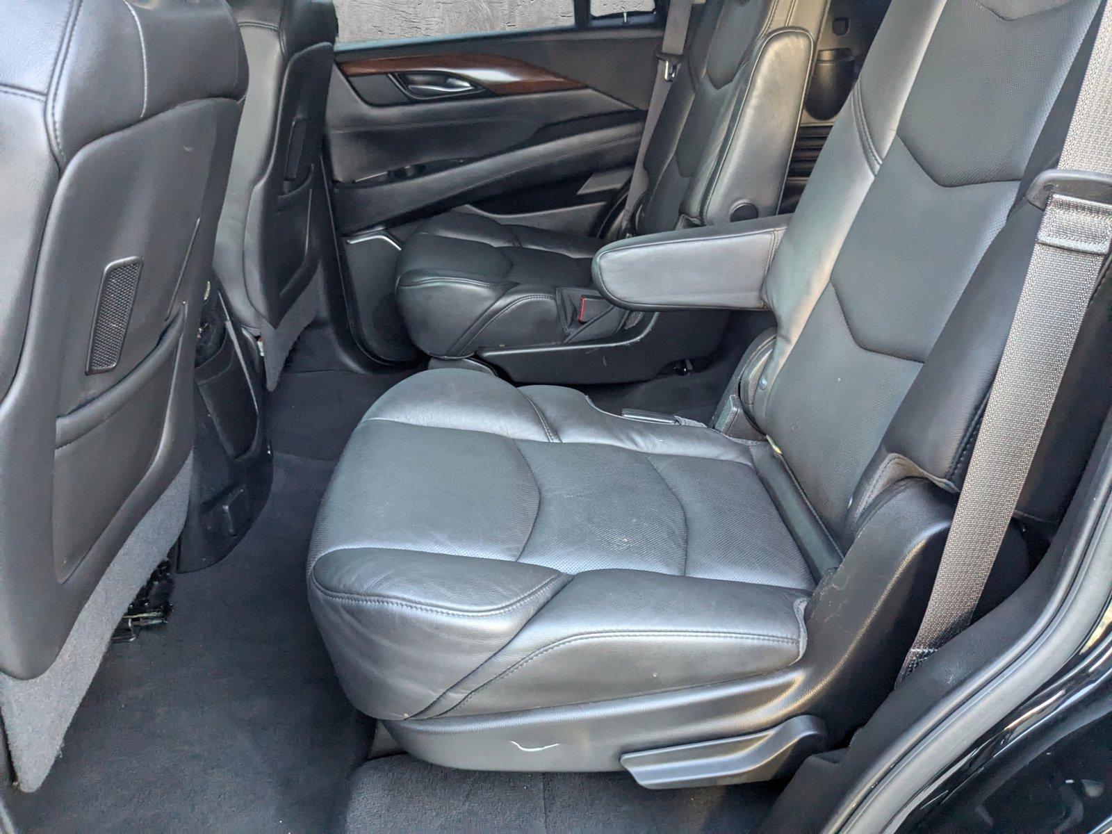 2016 Cadillac Escalade Vehicle Photo in MIAMI, FL 33134-2699