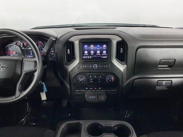 2021 Chevrolet Silverado 1500 Vehicle Photo in BROCKTON, MA 02301-7113