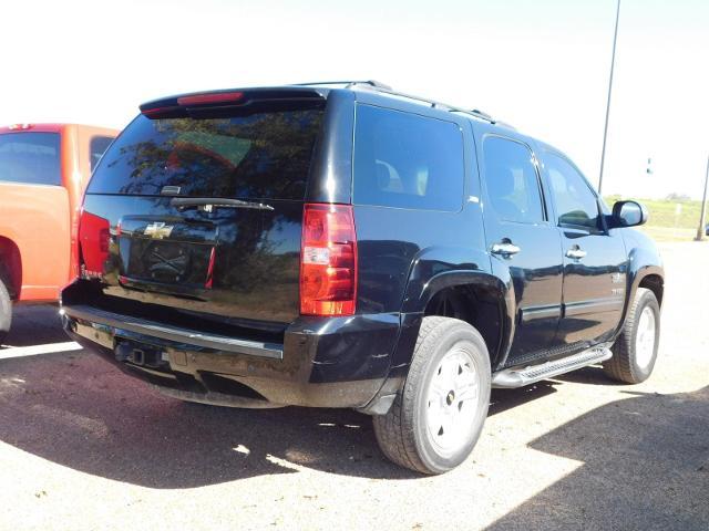 2011 Chevrolet Tahoe Vehicle Photo in GATESVILLE, TX 76528-2745