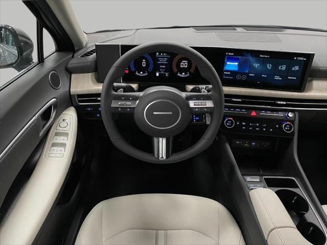 2025 Hyundai SONATA Hybrid Vehicle Photo in Appleton, WI 54913