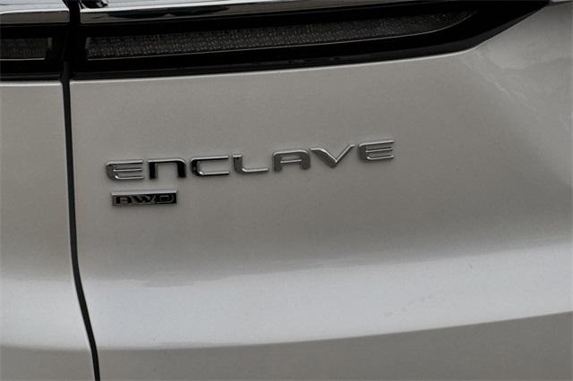 2025 Buick Enclave Vehicle Photo in ELK GROVE, CA 95757-8703