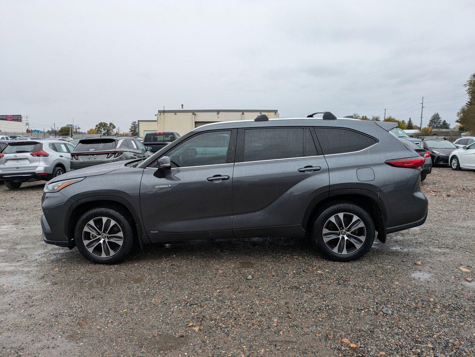 2020 Toyota Highlander Vehicle Photo in Spokane Valley, WA 99212