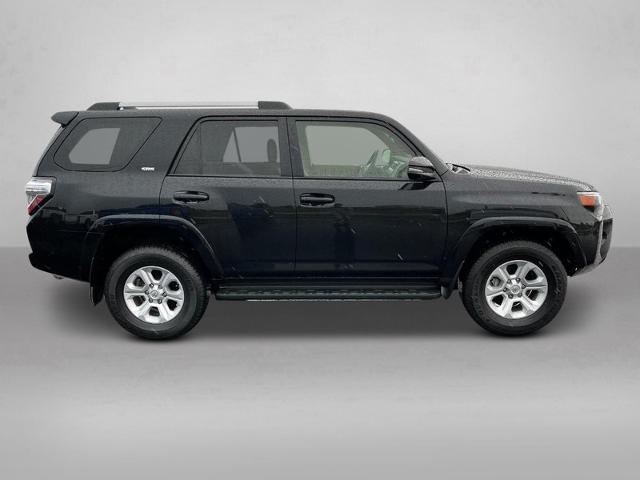 Used 2022 Toyota 4Runner SR5 Premium with VIN JTENU5JR2N6044098 for sale in Bowling Green, MO